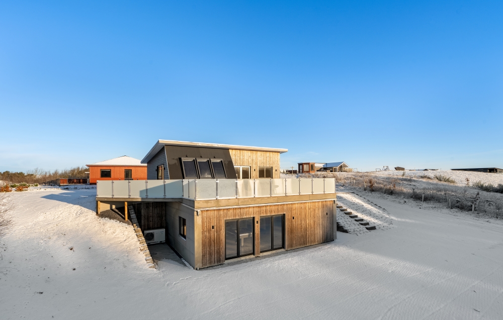 Dette lekre huset med spa, nr. 603, med plass til 12 personer, ligger i Limfjorden