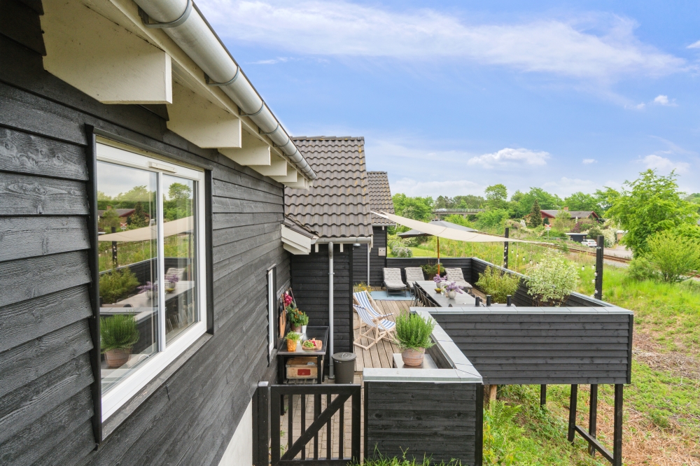 Stor terrasse i luksushus nr. 323 i Nordsjælland.
