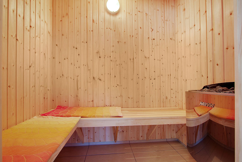 Nyt varmen i badstuen i luksushus nr. 370 til 20 personer