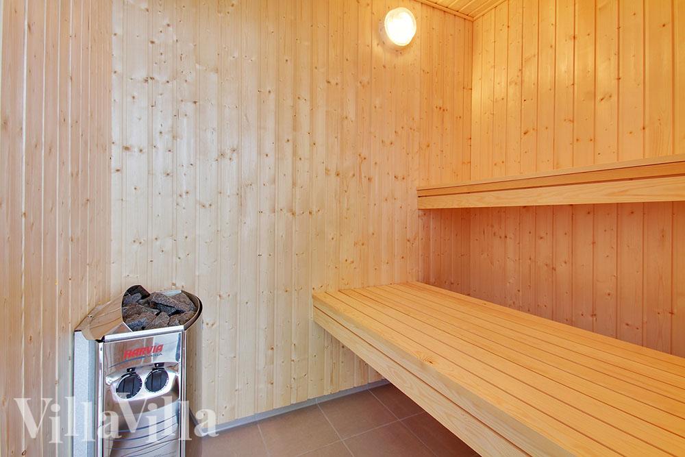 Nyt varmen i badstuen i luksushus nr. 396 til 16 personer
