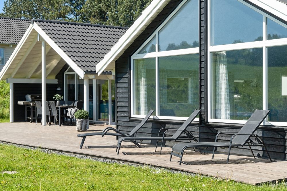 Luksushus nr. 417 har en deilig terrasse med gode hagemøbler til 14 personer.