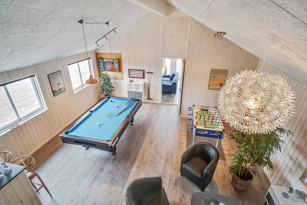 I tillegg til alle aktivitetsmulighetene i husets bassengavdeling, kan du også spille biljard, bordtennis og dart i luksushus nr. 426