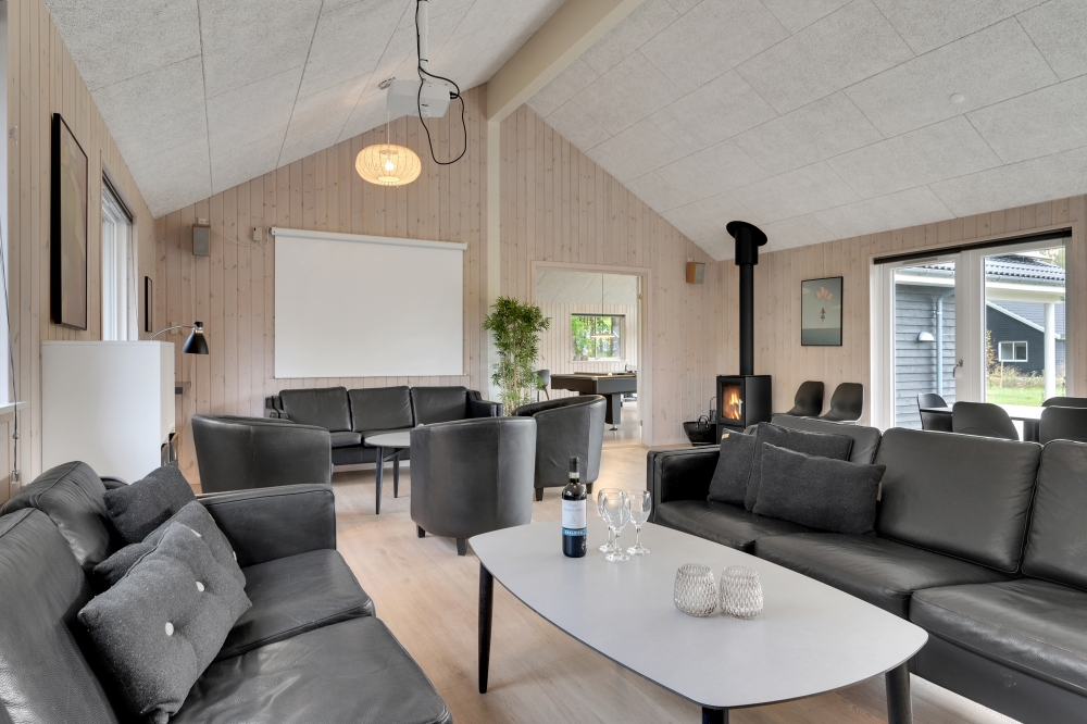 Sofakroken i luksushus nr. 438 i Nordsjælland.