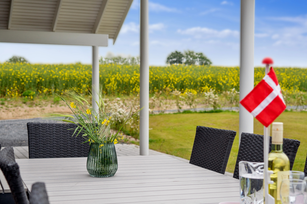 Stor terrasse i luksushus nr. 428 i Fyn og øyer.