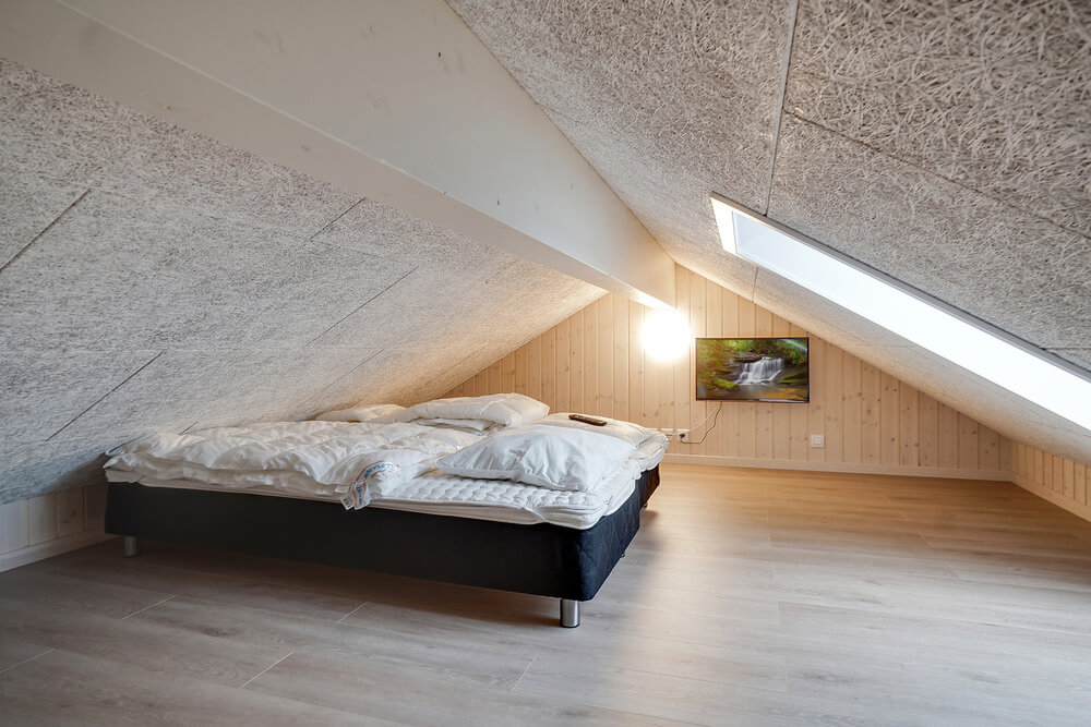 Noen av de 10 soveplassene i luksushus nr. 724 finnes på hems