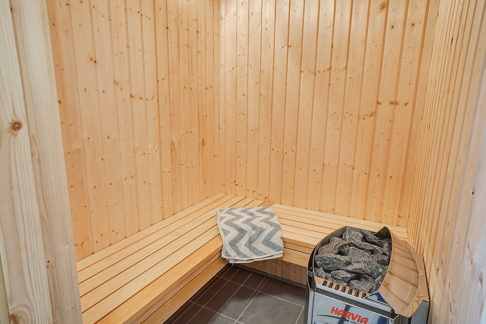 Nyt varmen i badstuen i luksushus nr. 724 til 10 personer