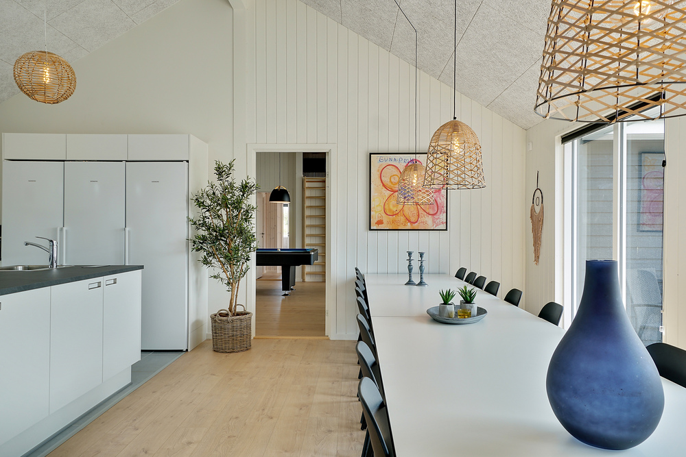 Kjøkkenet i luksushus nr. 448 i Østjylland er godt innrettet.
