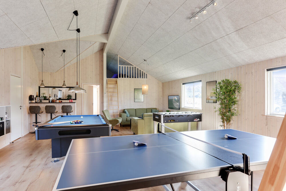 I tillegg til alle aktivitetsmulighetene i husets bassengavdeling, kan du også spille biljard, bordtennis og dart i luksushus nr. 447