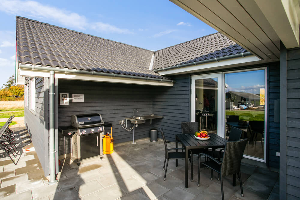 Stor terrasse i luksushus nr. 489 i Østjylland.
