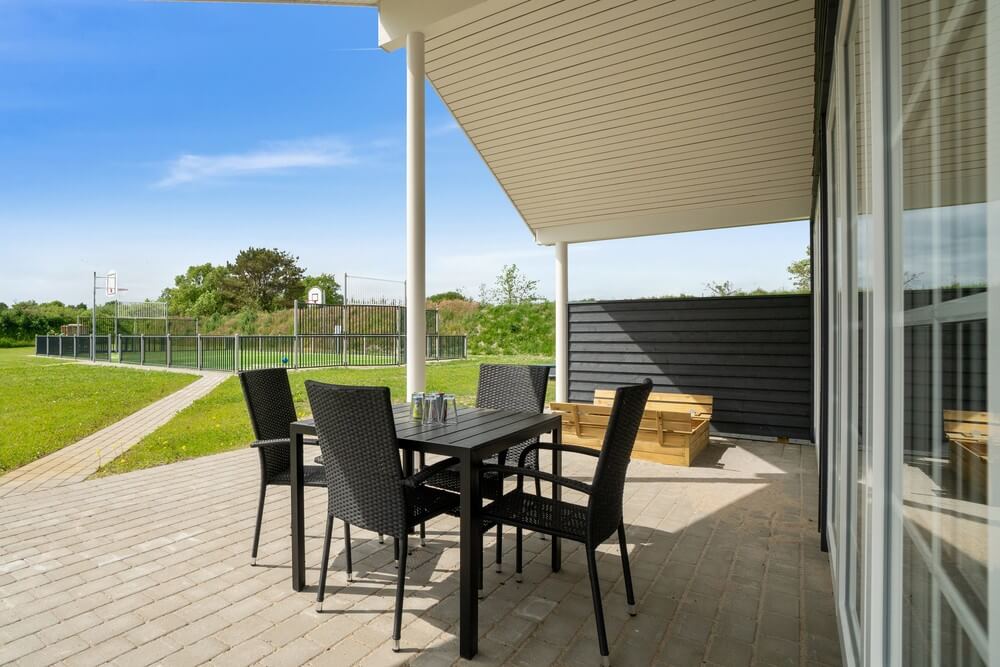 Stor terrasse i luksushus nr. 500 i Nordjylland.