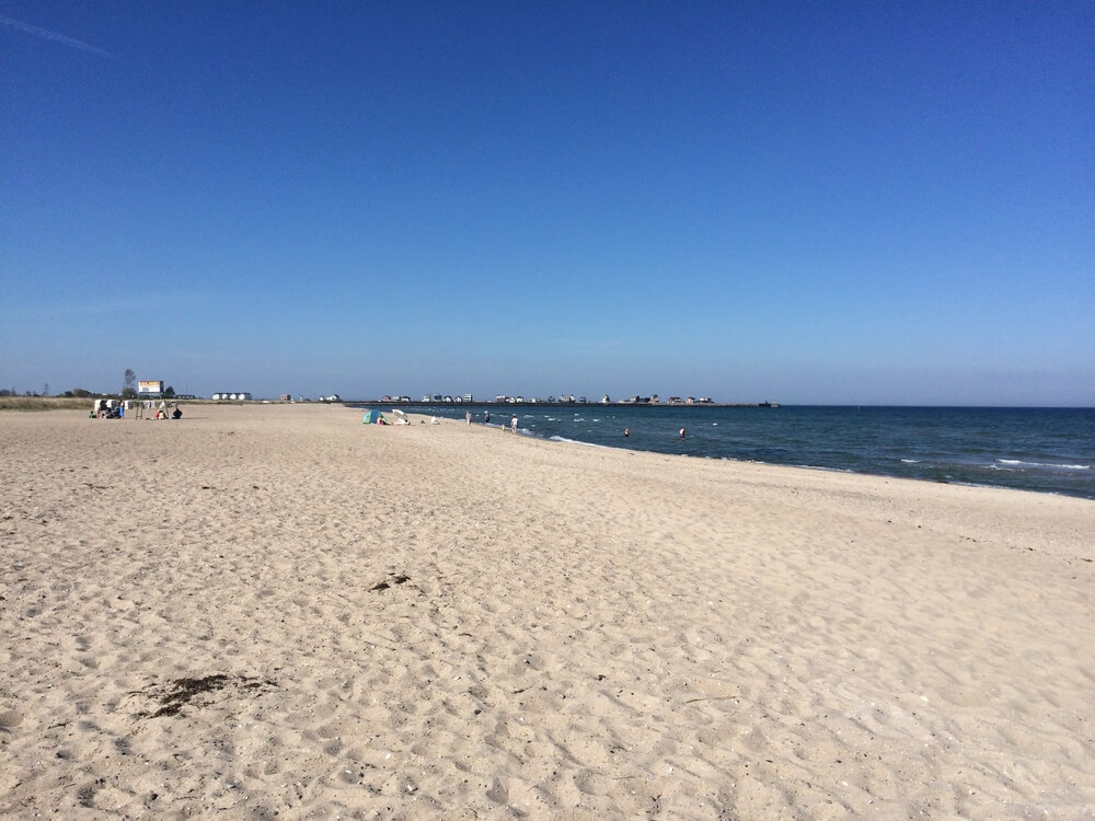 Stranden nær luksushus nr. 733 i Tyskland er ideell til gåturer.