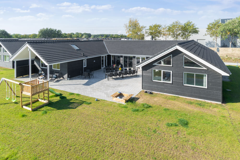 Dette lekre huset med svømmebasseng, nr. 729, med plass til 24 personer, ligger i Tyskland