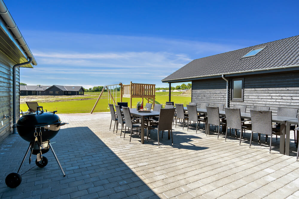 Luksushus nr. 493 har en deilig terrasse med gode hagemøbler til 24 personer.