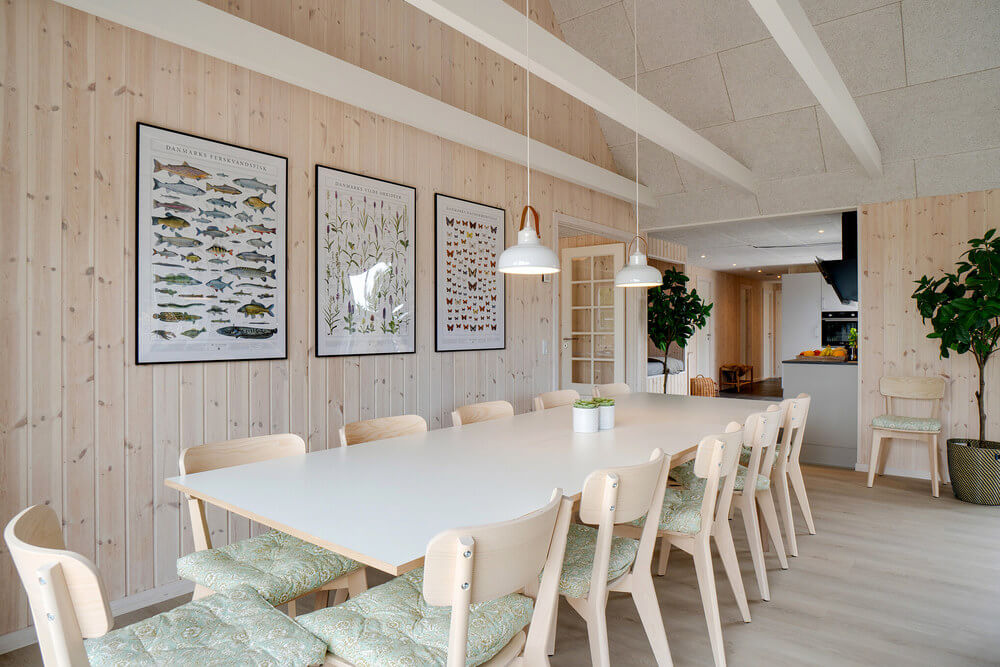 Oppholdsrom med plass til 14 i luksushus nr. 518.