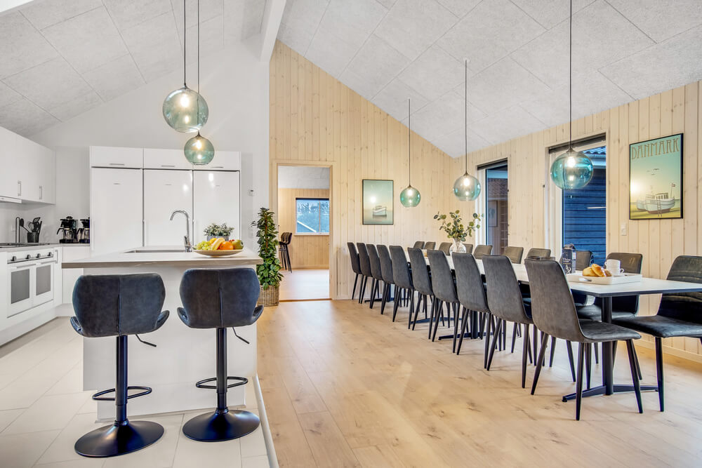 Oppholdsrom med plass til 20 i luksushus nr. 529.