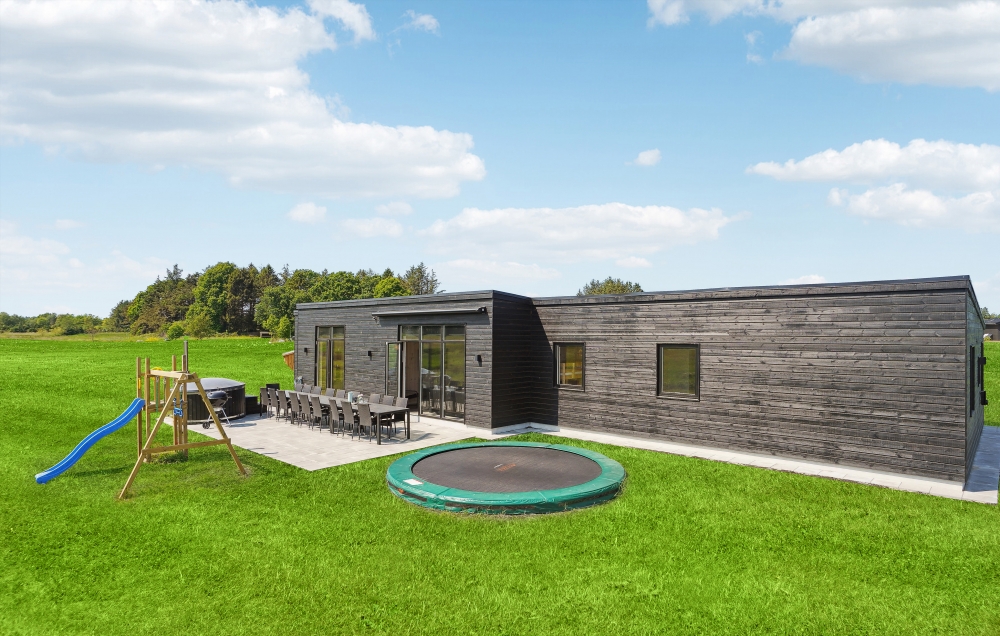 Dette lekre huset med spa, nr. 604, med plass til 16 personer, ligger i Østjylland