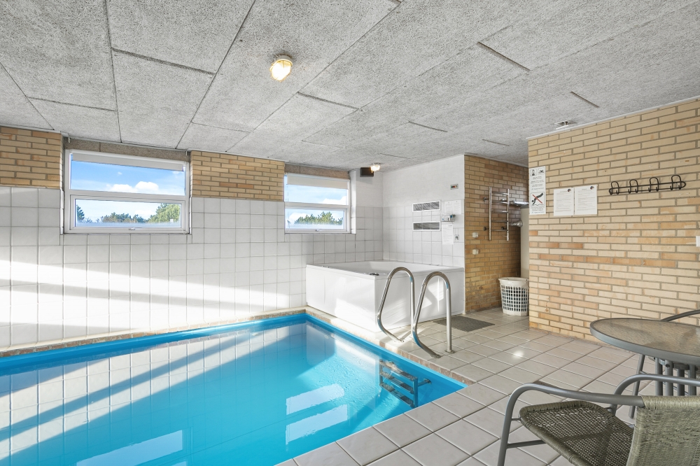 Det flotte bassenget i luksushus nr. 613 til 8 personer
