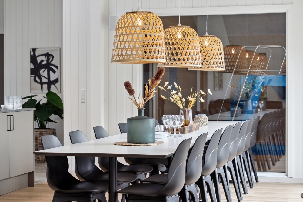 Oppholdsrom med plass til 16 i luksushus nr. 616.