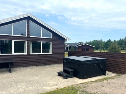 Det finnes boblebad og 7 soverom i luksushus nr. 304.
