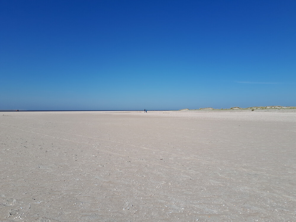 Den flotte stranden nær luksushus nr. 182 ved Sydjylland.