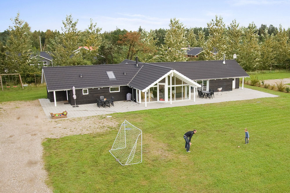 Dette lekre feriehuset med boblebad ligger i nærheten av Virksund, og byr sine gjester på en flott ferie med muligheter for avslapping og aktiviteter

