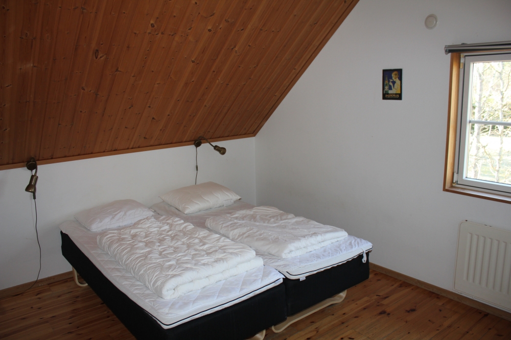 Et av de 7 soverommene i luksushus nr. 78 i Sverige.