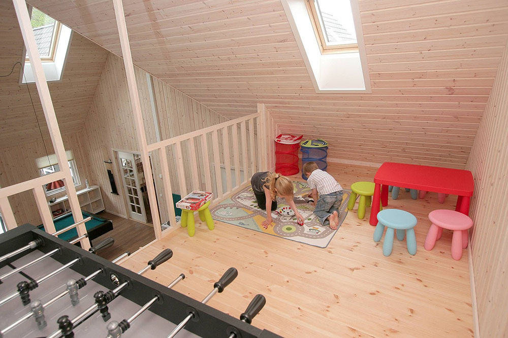 Noen av de 22 soveplassene i luksushus nr. 199 finnes på hems